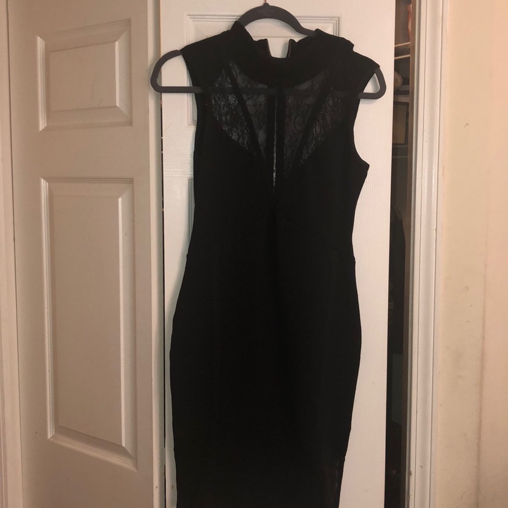 Guess bandage dress with mess design